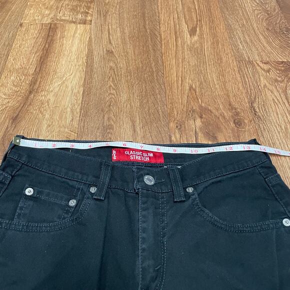 Levis Classic Slim Fit Stretch Dark Black Cropped Mom Jeans Size 8 Misses - Picture 7 of 9